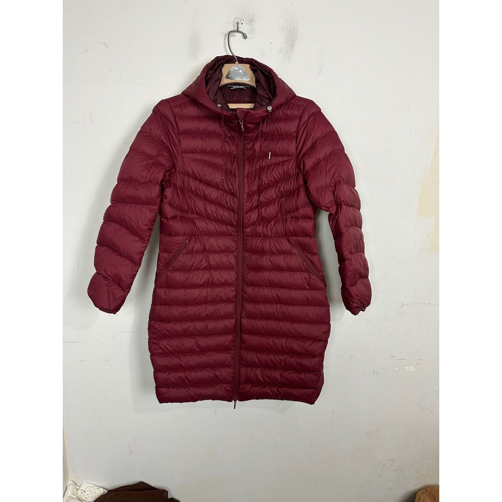 Lands End Womens Medium Burgundy Down Puffer Coat Long Hooded Parka Jacket